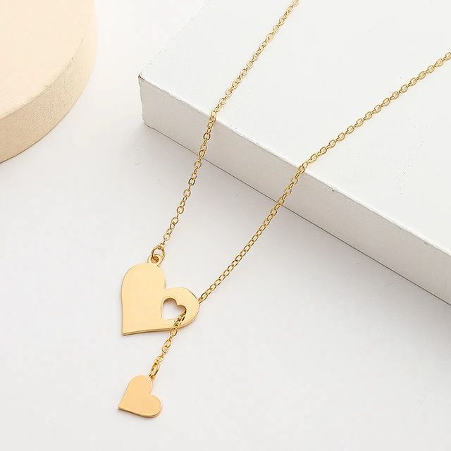 Collar Hueco: corazón calado