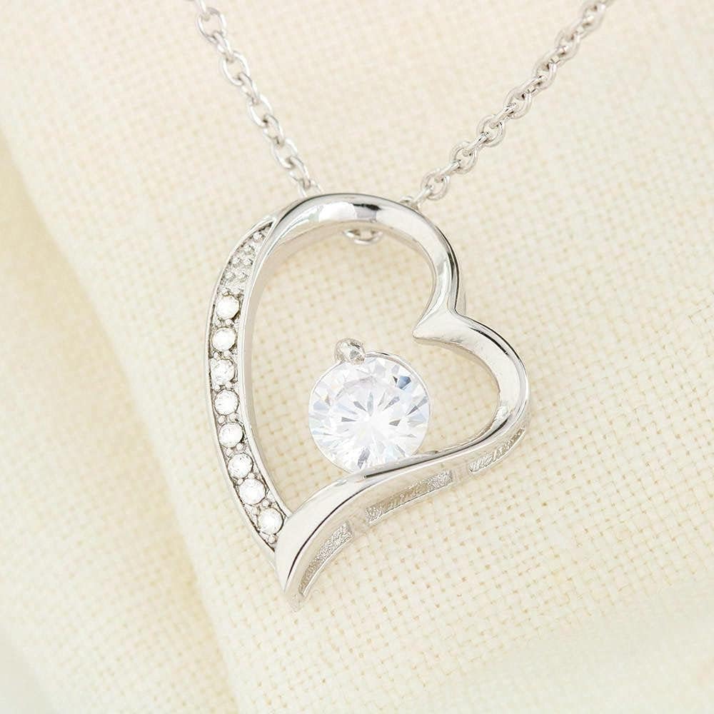 Collar Corazón con circonita